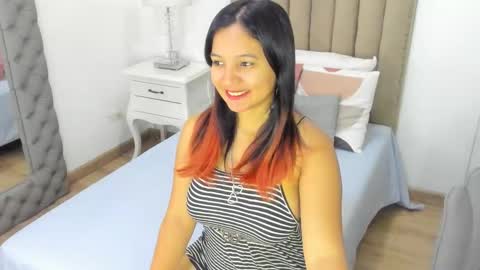 Snapshot of zusan_king_ chatting on February 16, 2:51 am Im Zusan My schedule is from 1030pm to 430 am colombian time online show from February 16, 2:51 am