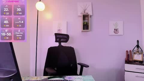 Zuzana21 online show from April 11, 12:31 pm