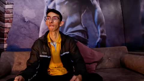 Zyro Nigth online show from November 5, 4:51 pm