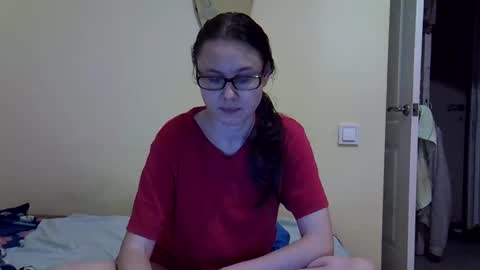 Zyuhre online show from October 23, 7:01 pm