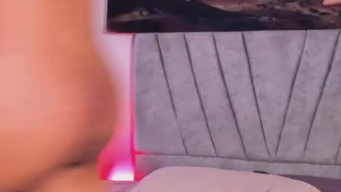 zyzz_1812 online show from January 14, 3:17 pm