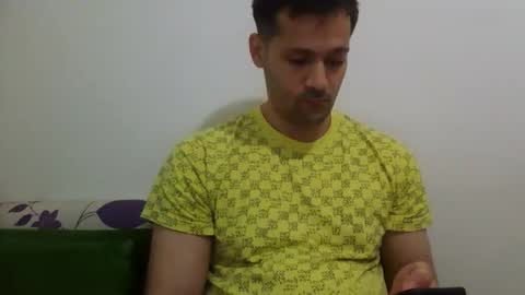 Snapshot of zzzzzzz41 chatting on April 7, 11:54 am zzzzzzz41 online show from April 7, 11:54 am