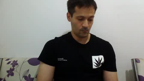 Snapshot of zzzzzzz41 chatting on June 21, 1:24 pm zzzzzzz41 online show from June 21, 1:24 pm