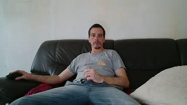 cloupefun online show from November 6, 8:15 am