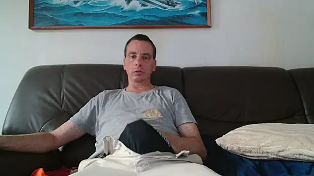 Snapshot of cloupefun chatting on July 17, 5:25 am cloupefun online show from July 17, 5:25 am