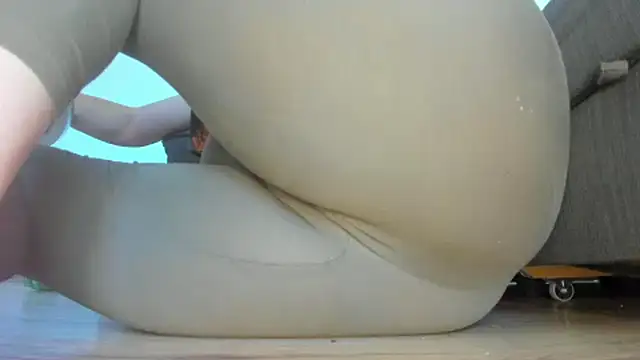 Squirtlady38 online show from July 8, 6:34 pm