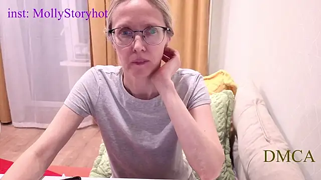 angelmommu online show from March 7, 7:44 pm