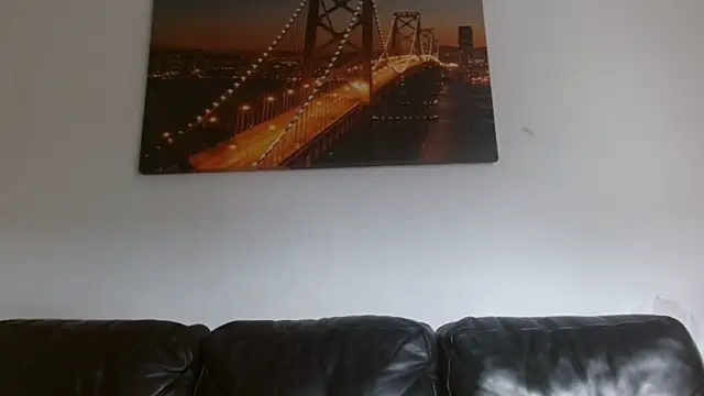 Snapshot of StarZ15 chatting on October 6, 9:51 am StarZ15 online show from October 6, 9:51 am