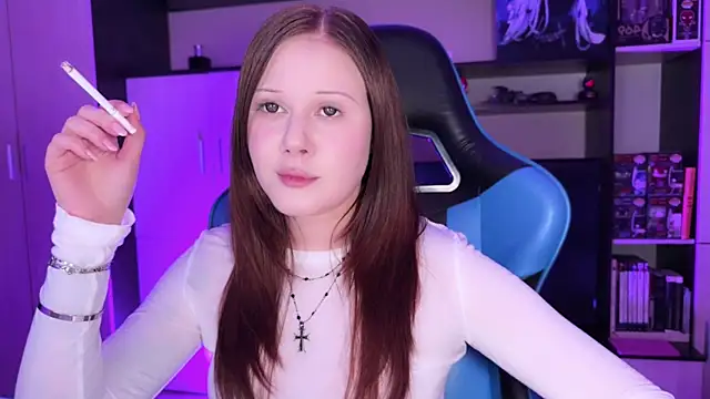 Snapshot of jasminevine chatting on July 3, 3:57 am jasminevine online show from July 3, 3:57 am