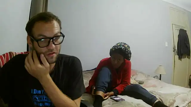 COOKIECANDY online show from April 7, 7:25 pm