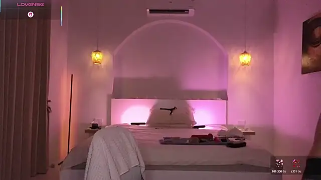 Helena Karel online show from November 15, 12:23 pm