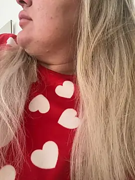 MissyMartinez online show from February 26, 7:53 am