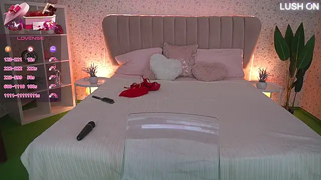 MissyMartinez online show from February 15, 3:42 pm