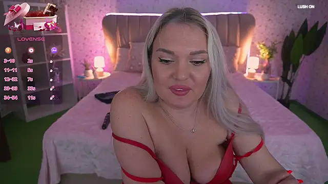 MissyMartinez online show from March 13, 4:02 pm