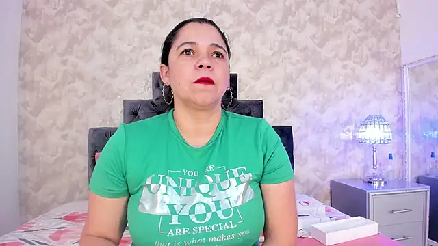 elizabeth coleman online show from October 23, 9:35 pm