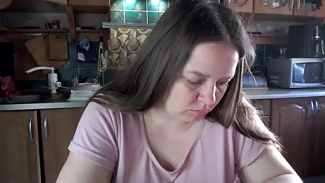 uliastar online show from May 23, 4:39 am
