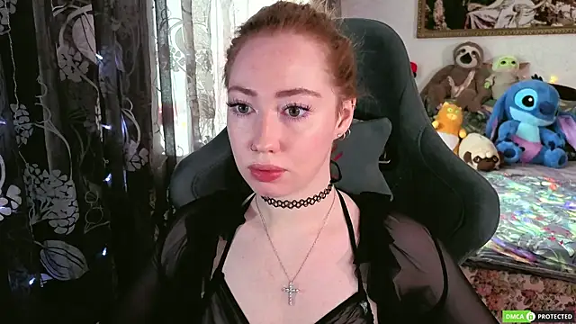 Snapshot of TinaBrook chatting on April 20, 4:48 am TinaBrook online show from April 20, 4:48 am