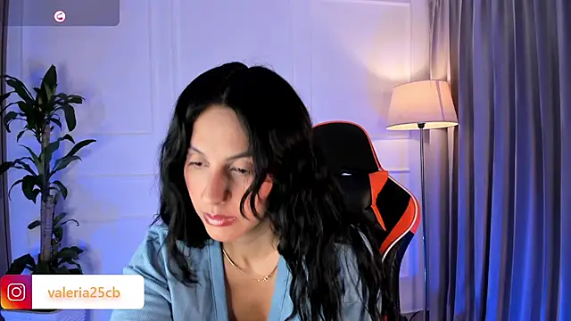 valeriia25  online show from January 17, 10:45 pm