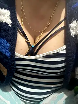 iloss2 online show from December 4, 6:05 pm