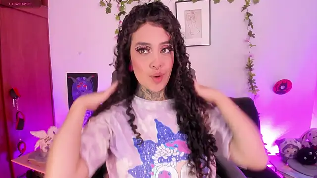 Cata green online show from November 6, 7:37 pm