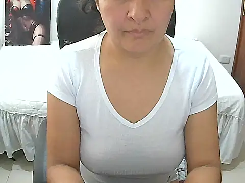 SenthiX online show from October 13, 1:33 pm