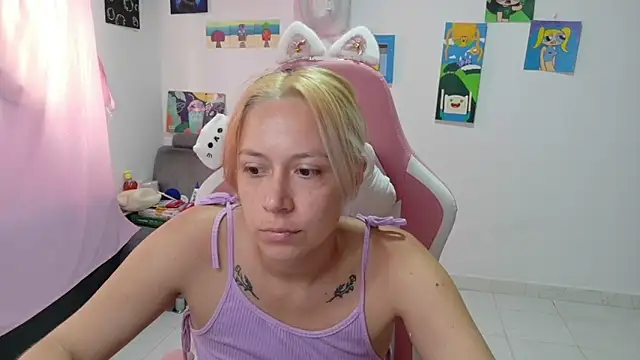 MommyMiaWs online show from February 11, 6:13 pm