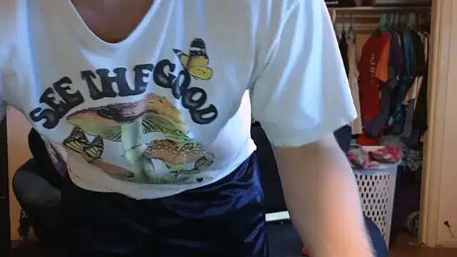 LovelyGreekDick6 online show from July 14, 7:24 am