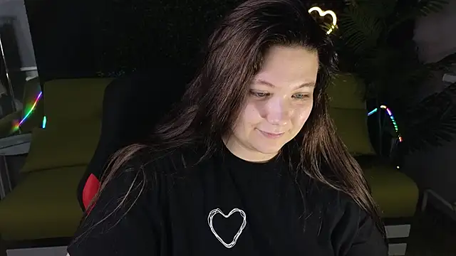 Snapshot of DjennaPalme chatting on December 30, 11:26 am DjennaPalme online show from December 30, 11:26 am