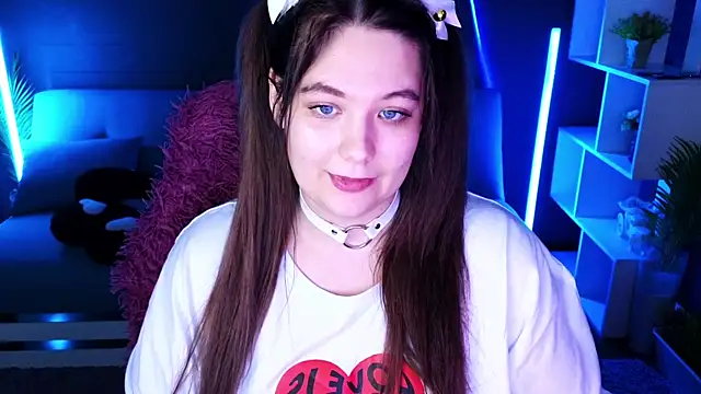 Snapshot of DjennaPalme chatting on January 15, 7:15 am DjennaPalme online show from January 15, 7:15 am