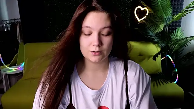 Snapshot of DjennaPalme chatting on January 22, 8:07 am DjennaPalme online show from January 22, 8:07 am