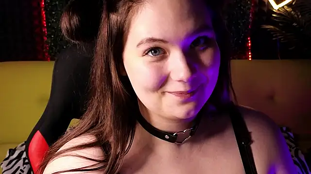 Snapshot of DjennaPalme chatting on January 26, 9:19 am DjennaPalme online show from January 26, 9:19 am