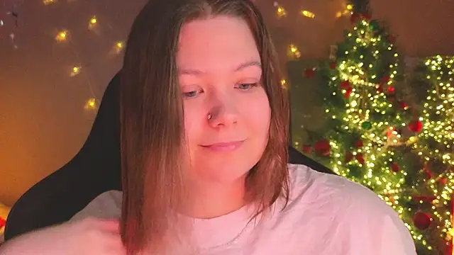 Snapshot of DjennaPalme chatting on December 3, 3:47 am DjennaPalme online show from December 3, 3:47 am