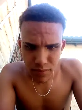 Snapshot of Linex06 chatting on February 27, 11:10 am Linex06 online show from February 27, 11:10 am