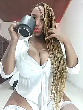 TAYLORR778 online show from February 20, 12:57 pm