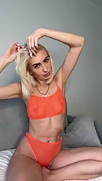 Mia Roxie online show from March 19, 3:21 am