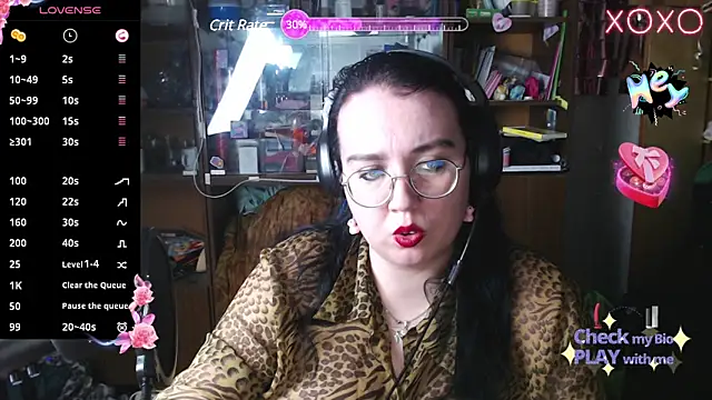 Snapshot of LeonaHarrison chatting on March 15, 8:32 pm LeonaHarrison online show from March 15, 8:32 pm