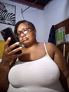 YELLOW BONE online show from March 1, 6:43 pm