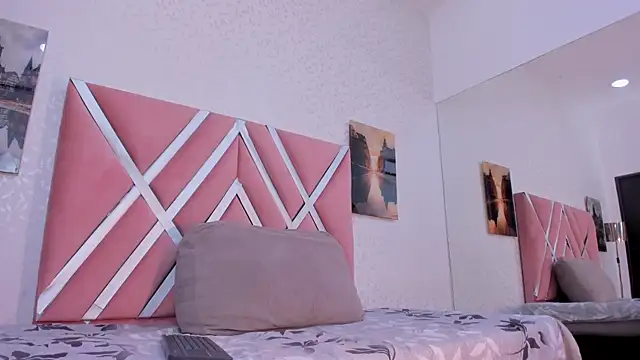 veronica salas online show from February 9, 9:08 pm