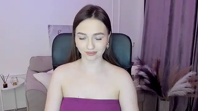 Snapshot of GracefulLook chatting on March 3, 5:39 pm GracefulLook online show from March 3, 5:39 pm