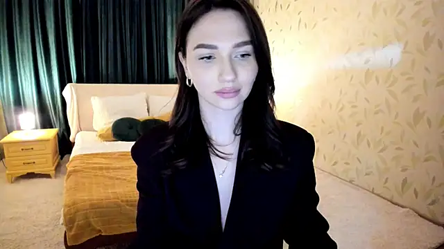 Snapshot of GracefulLook chatting on October 4, 7:45 pm GracefulLook online show from October 4, 7:45 pm