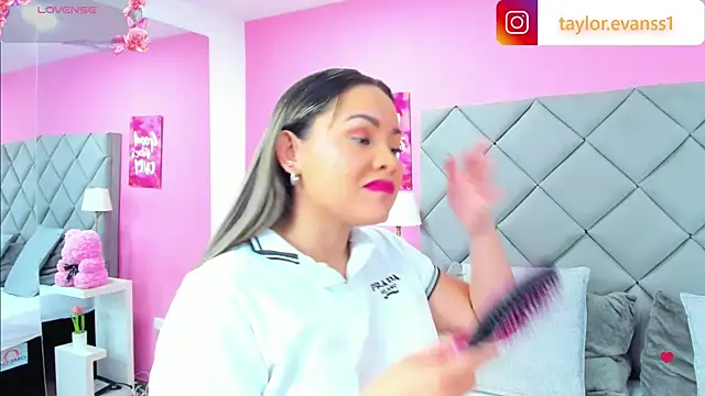 TaylorEvanss online show from September 20, 5:58 pm