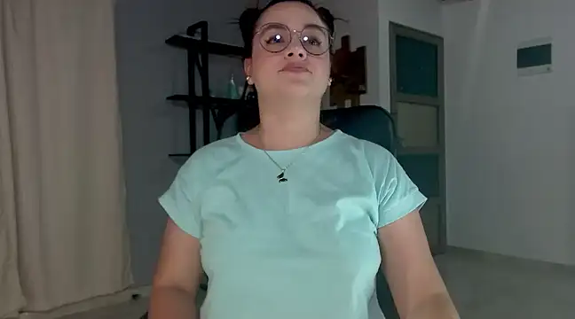 maela1 online show from December 20, 4:20 am