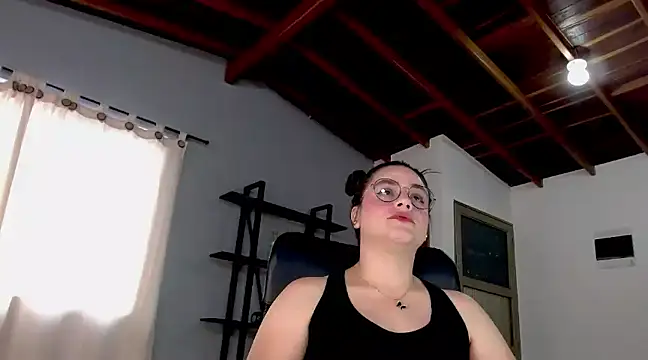 maela1 online show from January 5, 6:56 pm