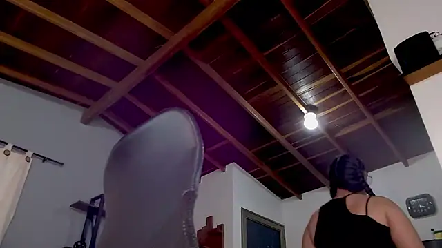 maela1 online show from September 27, 9:20 pm