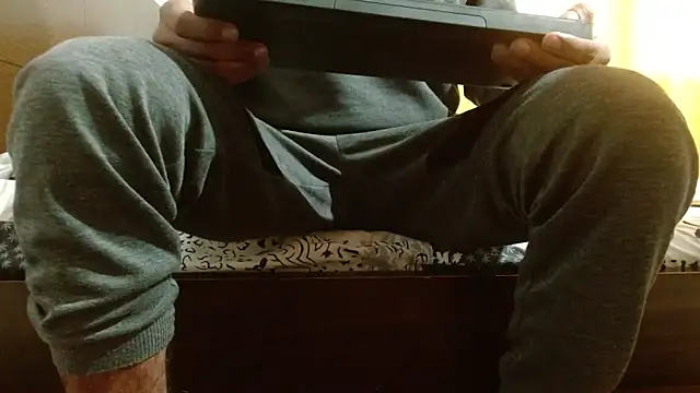 JohanyLatino online show from March 19, 11:36 am