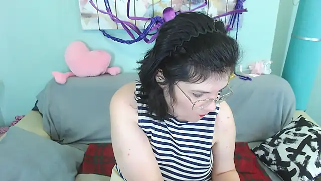 EverlyRays online show from December 13, 8:20 am