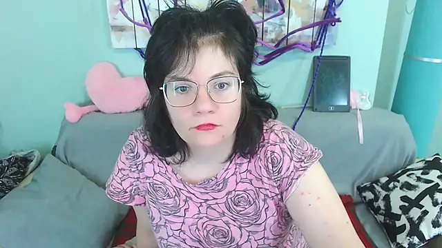 EverlyRays online show from December 17, 12:22 pm