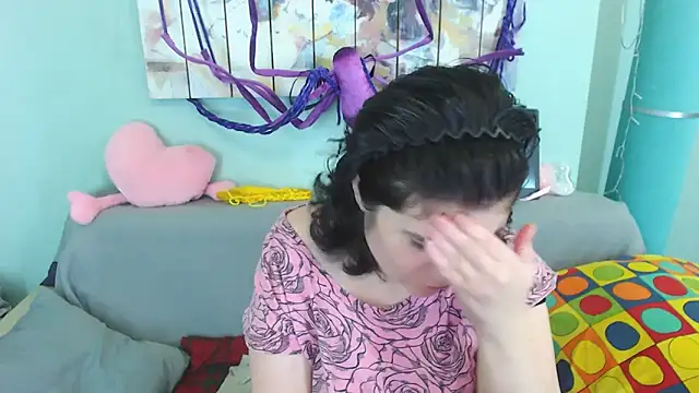 EverlyRays online show from December 20, 5:08 pm