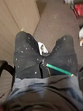 Snapshot of ljbmyweeny chatting on November 7, 7:19 am ljbmyweeny online show from November 7, 7:19 am