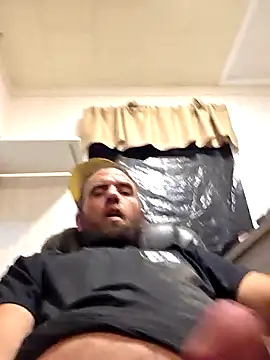 Snapshot of ljbmyweeny chatting on November 8, 12:33 am ljbmyweeny online show from November 8, 12:33 am